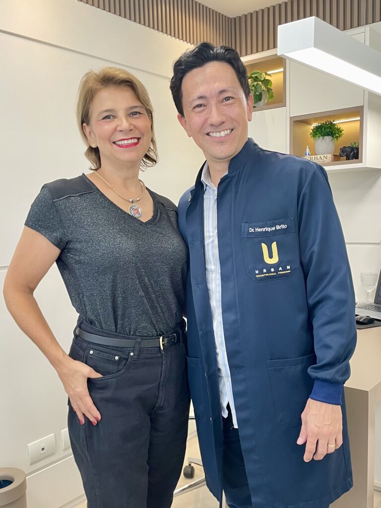 Clareamento dental e restaurações estéticas